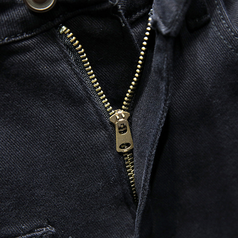 Herren Straight Fit Jeans: Lässiger Style mit einzigartigen Details